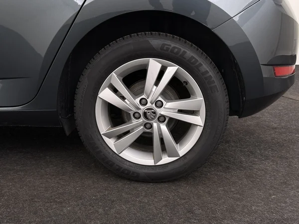 SKODA Fabia (2021) — foto 7 van 25