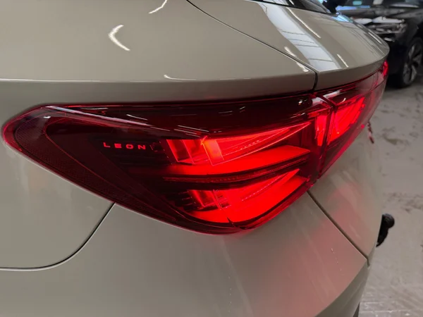 CUPRA Leon ST e-Hybrid (PHEV) (2026) — foto 23 van 24