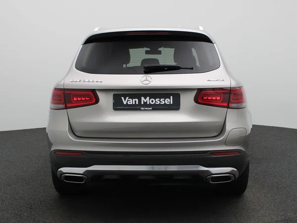Mercedes-Benz GLC (2021) — foto 40 van 44
