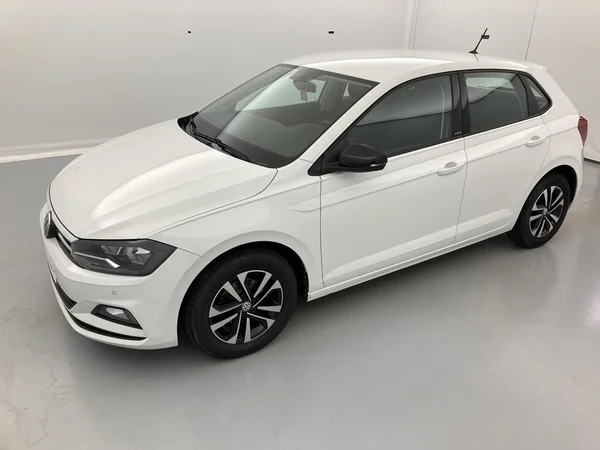 VOLKSWAGEN Polo (2020) — foto 29 van 35