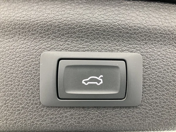 AUDI Q3 (2022) — foto 17 van 28