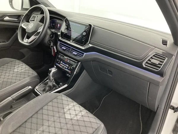 VOLKSWAGEN T-Cross (2025) — foto 2 van 35