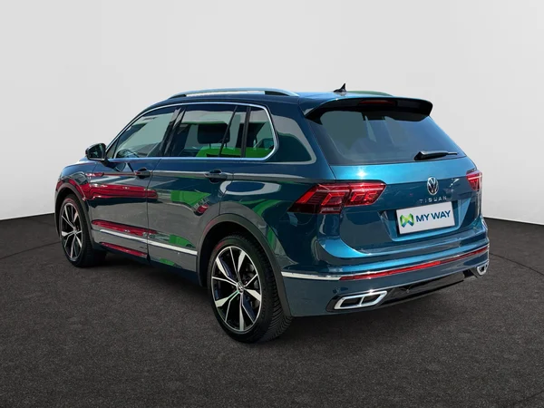 VOLKSWAGEN Tiguan (2022) — foto 18 van 24