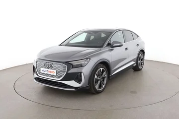Audi Q4 3909959e-9e4a-4b66-a3a3-c0aa97a4a152