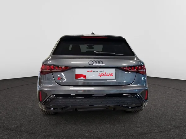 AUDI A3 Sportback (2025) — foto 16 van 21