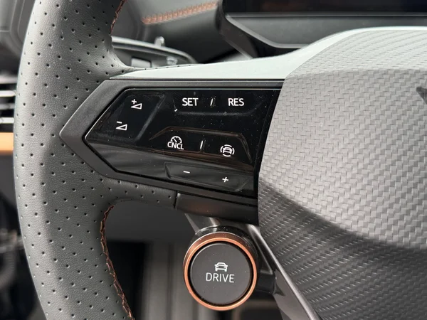 CUPRA Born (2025) — foto 2 van 21