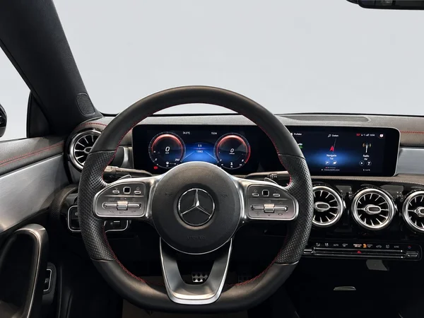 Mercedes-Benz CLA (2020) — foto 2 van 21