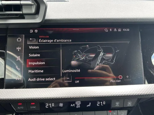 AUDI RS3 Sportback (2022) — foto 17 van 43