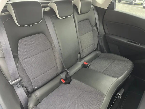 Renault Captur (2023) — foto 3 van 15
