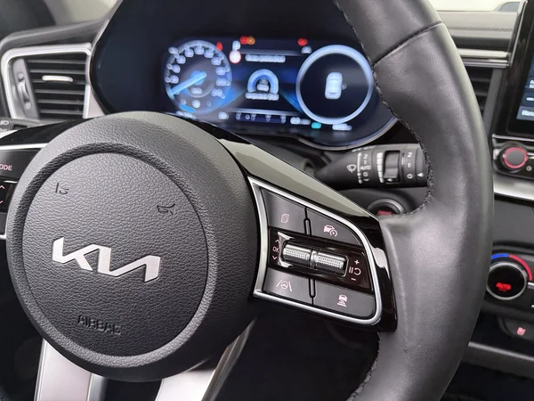 KIA Ceed SW (2023) — foto 5 van 31
