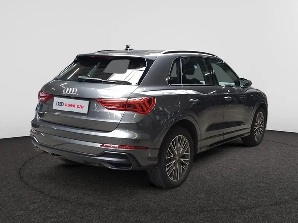 AUDI Q3 (2019) — foto 18 van 22
