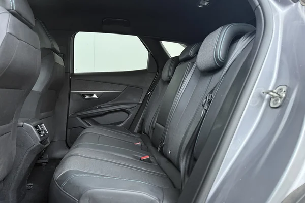 Peugeot 3008 PHEV (2023) — foto 19 van 20