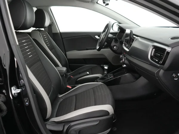 Kia Stonic (2025) — foto 3 van 19