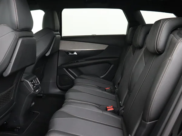 PEUGEOT 5008 (2024) — foto 5 van 30