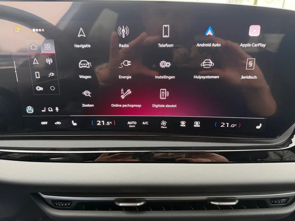 AUDI A5 Avant e-hybrid (PHEV) (2026) — foto 6 van 20