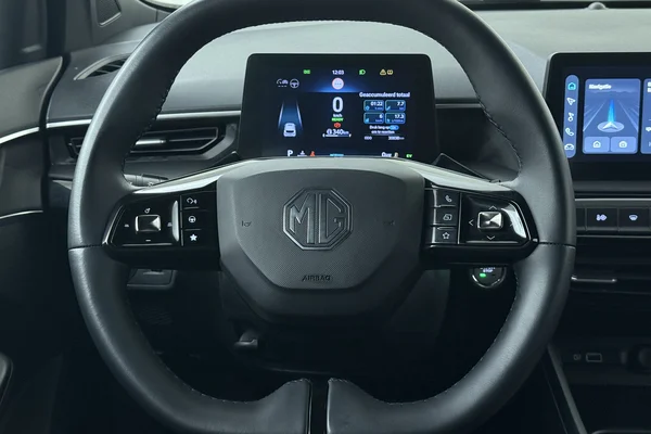 MG MG3 Hybrid+ (HEV) (2025) — foto 2 van 18