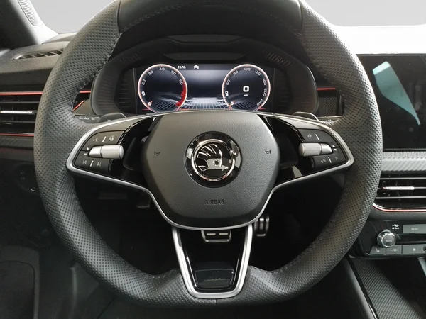 SKODA Scala (2025) — foto 8 van 16