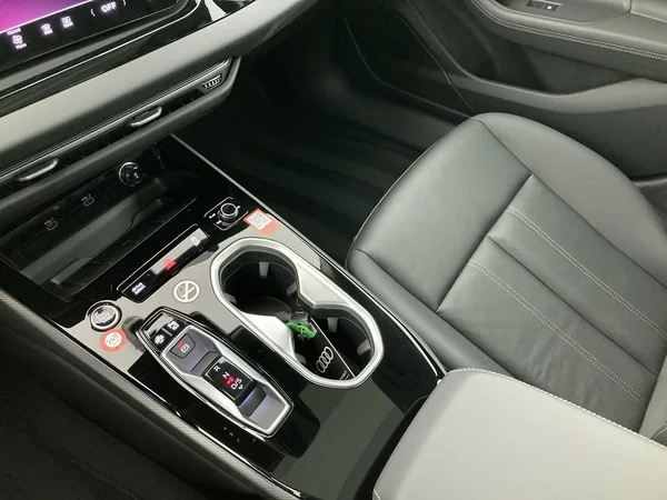 AUDI A6 Avant Dsl (2025) — foto 25 van 36