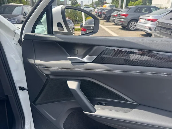 VOLKSWAGEN Tayron (2025) — foto 9 van 24