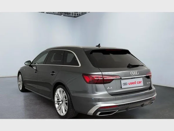 Audi A4 Avant (2023) — foto 33 van 36