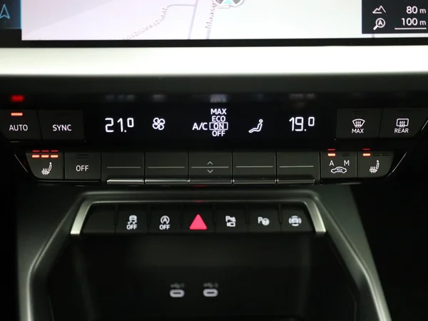 AUDI A3 Sportback (2025) — foto 9 van 23