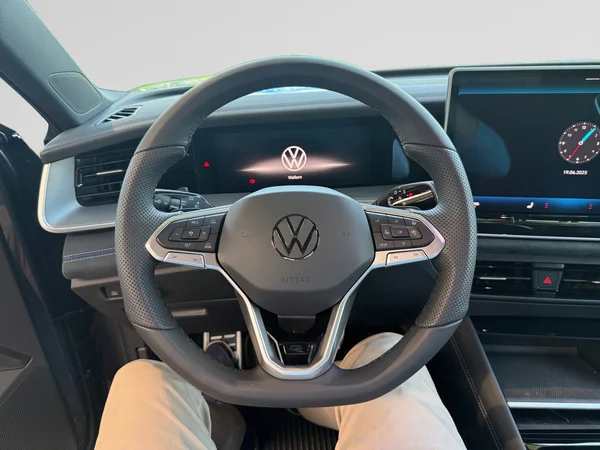 VOLKSWAGEN Tayron (2026) — foto 10 van 12
