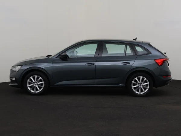 SKODA Scala (2020) — foto 12 van 26