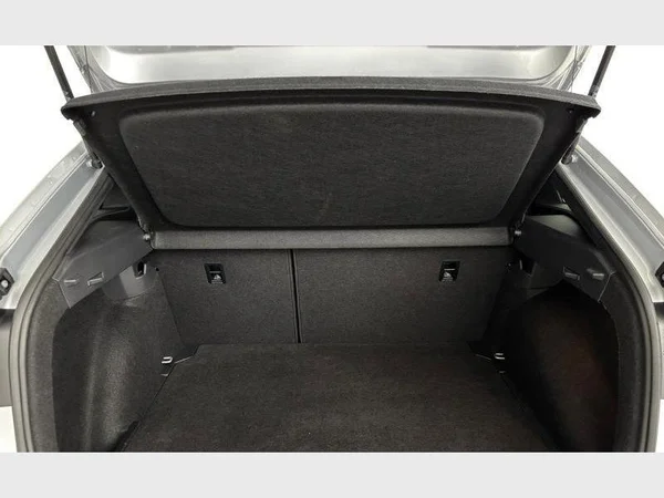 Volkswagen Taigo (2022) — foto 8 van 16