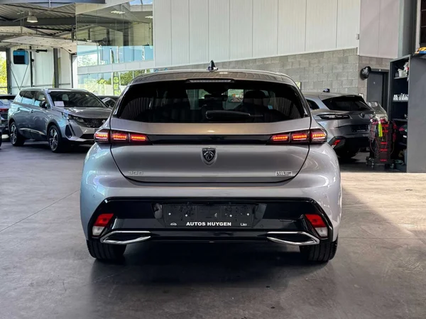 Peugeot 308 (2023) — foto 9 van 14