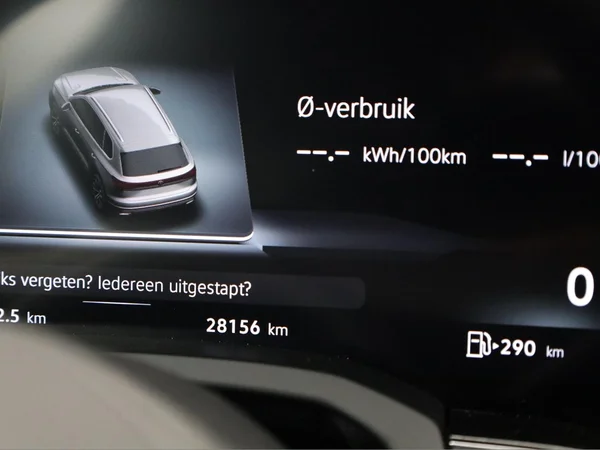 VOLKSWAGEN Touareg R (2025) — foto 13 van 27