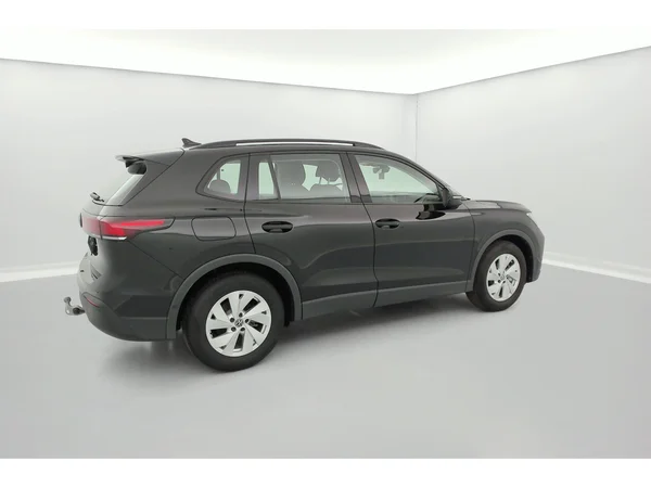VOLKSWAGEN Tiguan (2025) — foto 4 van 36