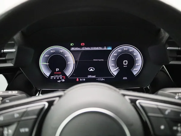 Audi A3 (2021) — foto 5 van 38