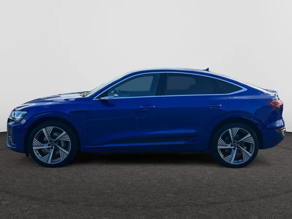 AUDI Q8 e-tron Sportback (2025) — foto 24 van 24