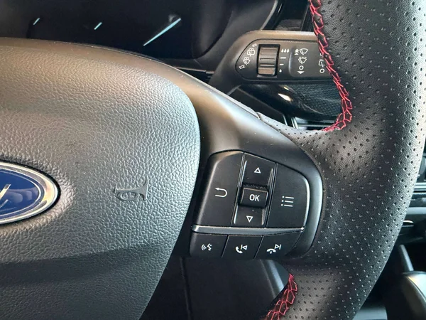 Ford Focus (2025) — foto 10 van 19