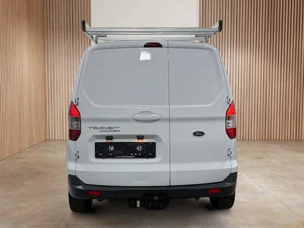 Ford Transit-Courier (2020) — foto 27 van 29