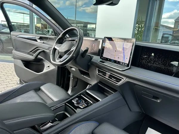 Volkswagen Tiguan (2024) — foto 3 van 30