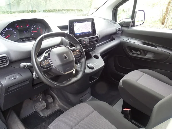 Peugeot Partner (2021) — foto 4 van 25