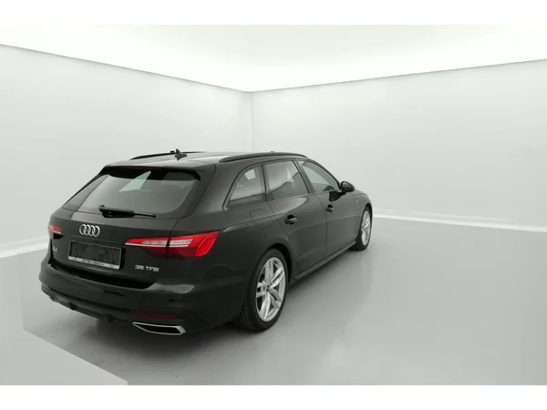 AUDI A4 Avant (2023) — foto 35 van 36
