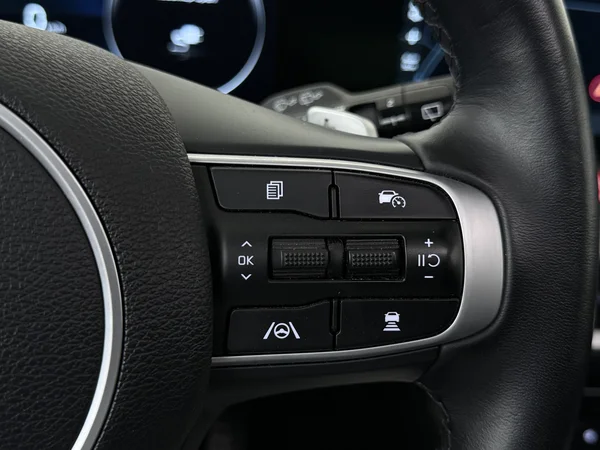 KIA Sportage (2022) — foto 9 van 36