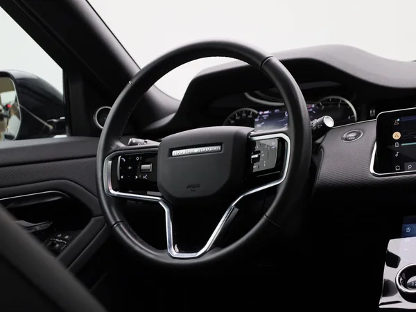 Land Rover Range Rover Evoque (2023) — foto 41 van 54