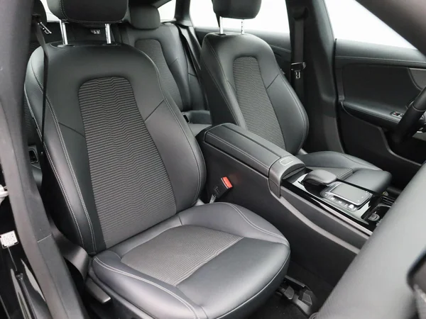 Mercedes-Benz CLA (2022) — foto 40 van 52