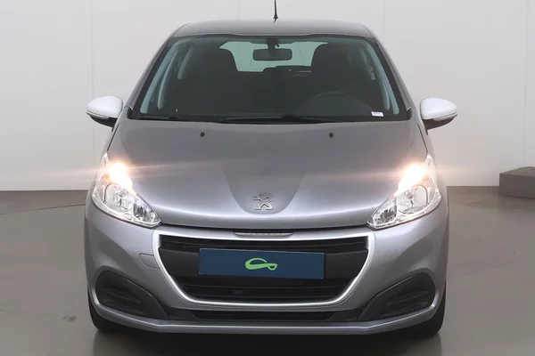 Peugeot 208 (2019) — foto 8 van 15