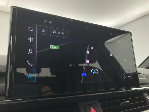 AUDI A4 Avant (2023) — foto 4 van 36