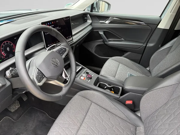 VOLKSWAGEN Tayron (2025) — foto 24 van 24