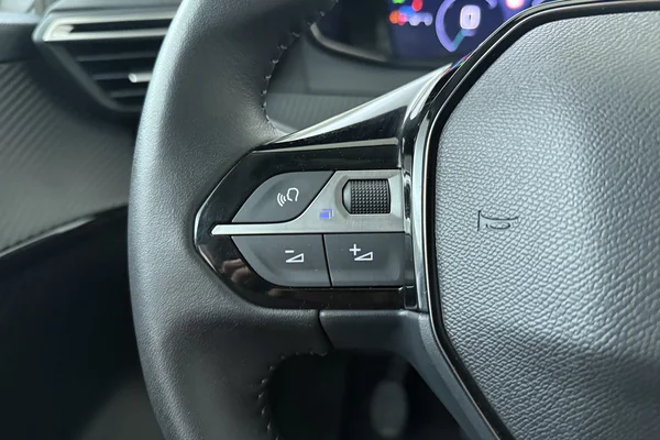 Peugeot 208 (2025) — foto 6 van 18