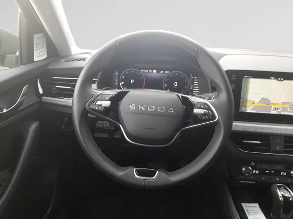 SKODA Scala (2025) — foto 10 van 23