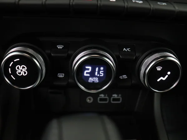 RENAULT Arkana (2024) — foto 18 van 28