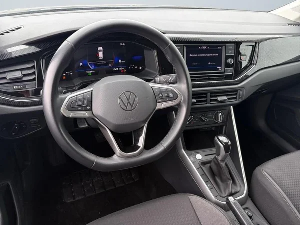 VOLKSWAGEN Taigo (2024) — foto 2 van 23
