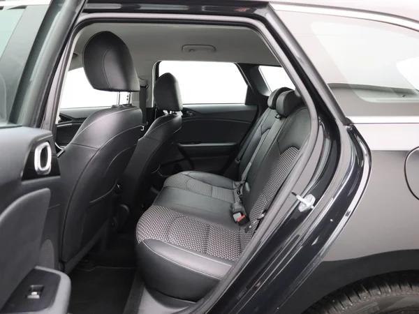 Kia cee'd (2023) — foto 4 van 41