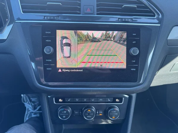 VOLKSWAGEN Tiguan Allspace (2019) — foto 15 van 17